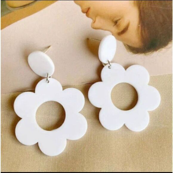 Geometric Hollow Drop Earrings For Women Party French Cute Acrylic Stitching Flo - Picture 6 of 7